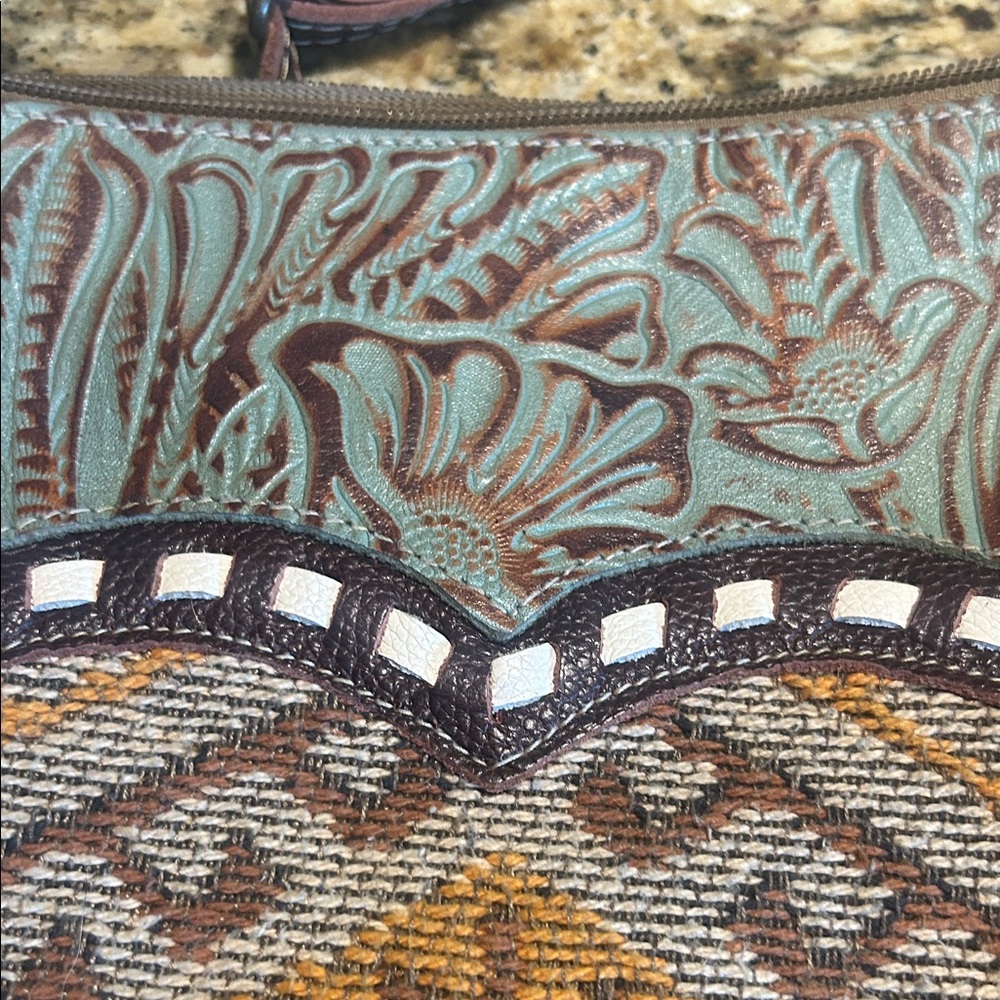Western Patterned Myra Shoulder Bag - image 7